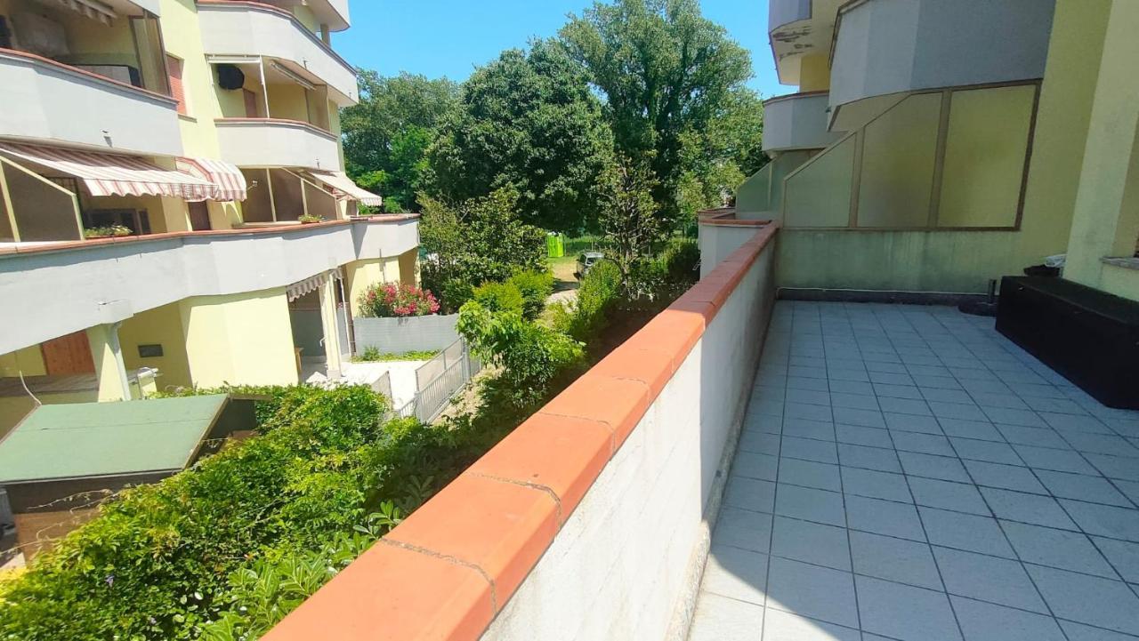 La Dolce Vita - Apartment With Shared Pool And Large Terrace ลีโด เดลเล นาซิโอนี ภายนอก รูปภาพ